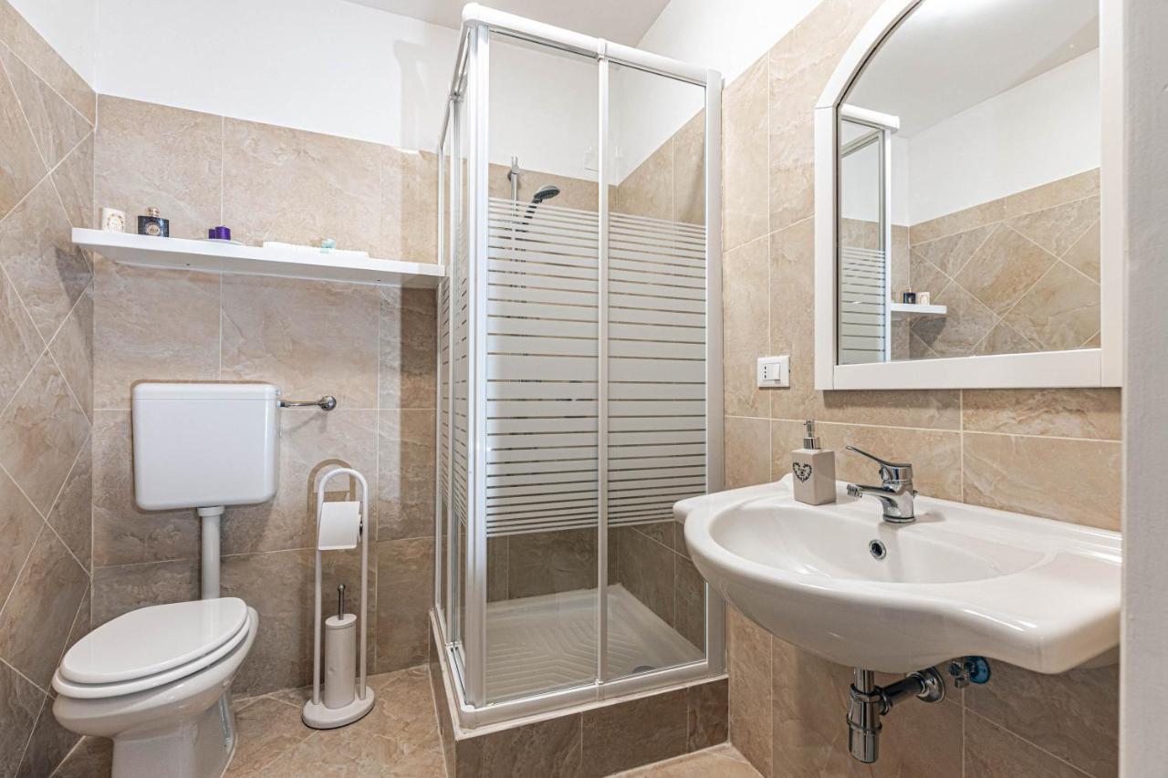 Giulio Cesare Suites Palermo Exterior foto